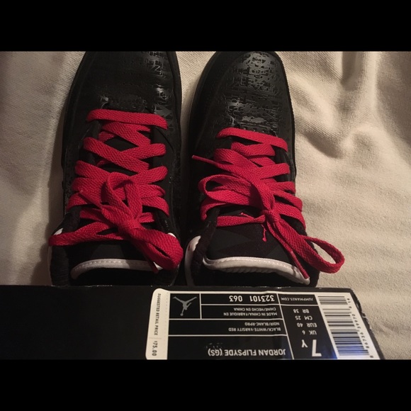 Nike Jordans - Picture 3 of 7